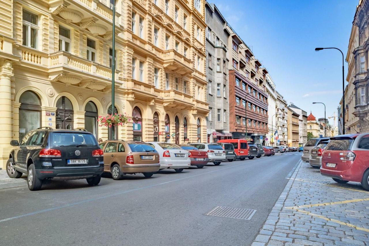 Ines Apartment Prag Exterior foto