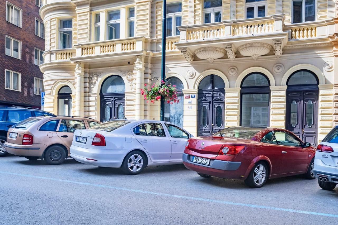 Ines Apartment Prag Exterior foto
